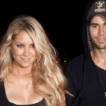 Enrique Iglesias y Anna Kournikovajuntos como una pareja solida